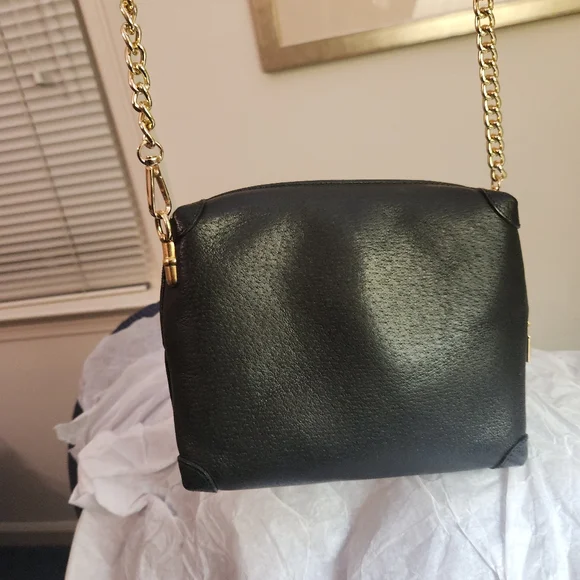 Authentic black Gucci crossbody